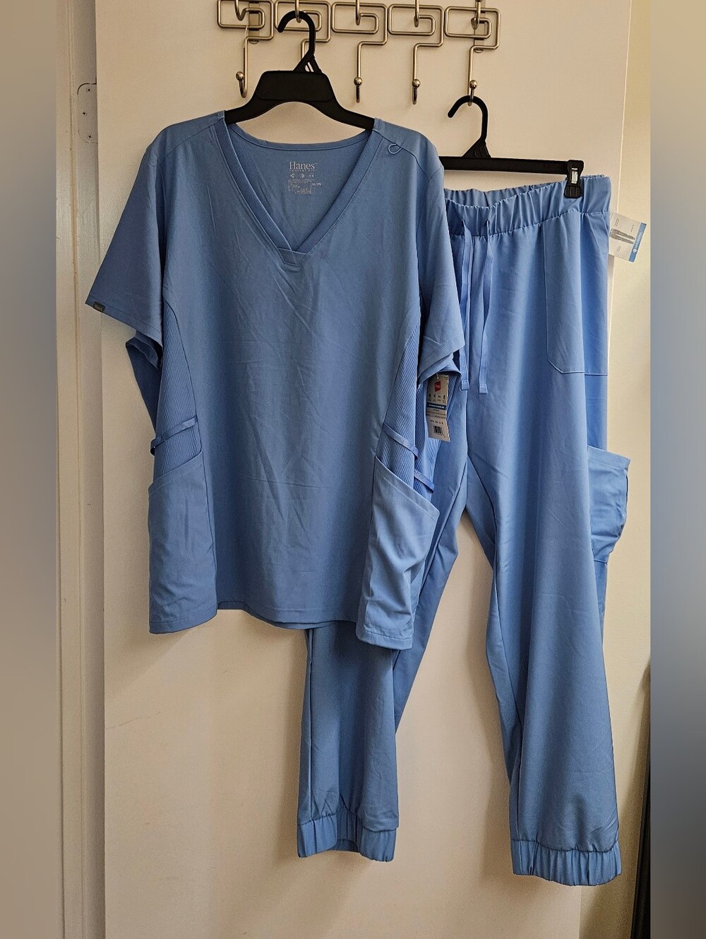 Hanes V-Neck Top & Jogger Scrub Set Blue Plus Size 3XL NWT